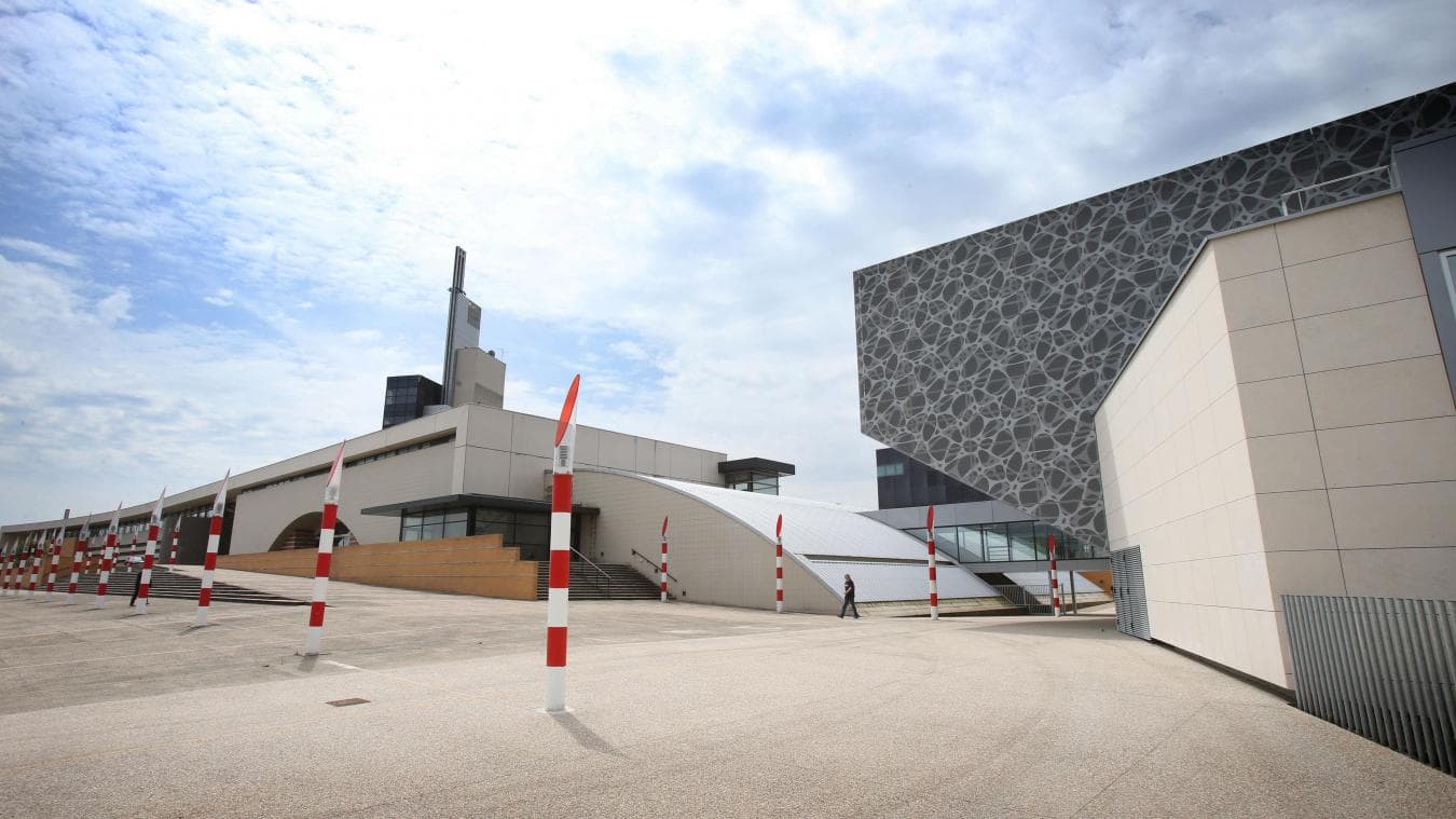 Diplôme inter-universitaire de médecine morphologique et anti-âge